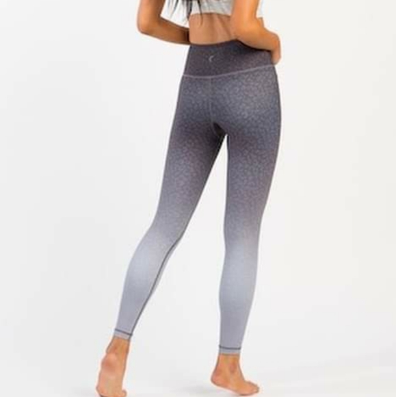 ZYIA Pants - Zyia ombre leopard leggings size large (8-10)